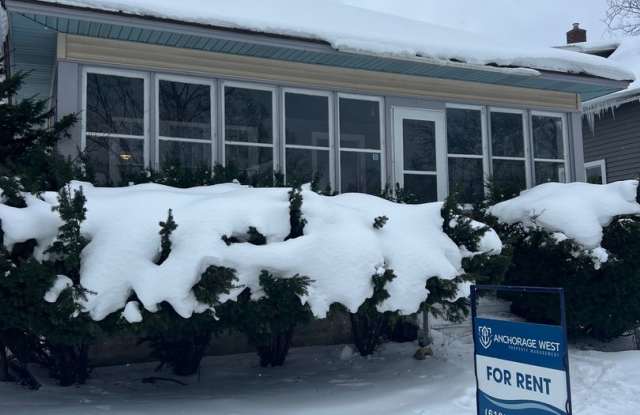 Lovely 2 Bedroom Southside Holland photos photos