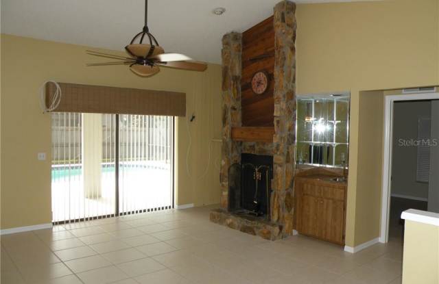 14157 FENNSBURY DRIVE Gallery 4