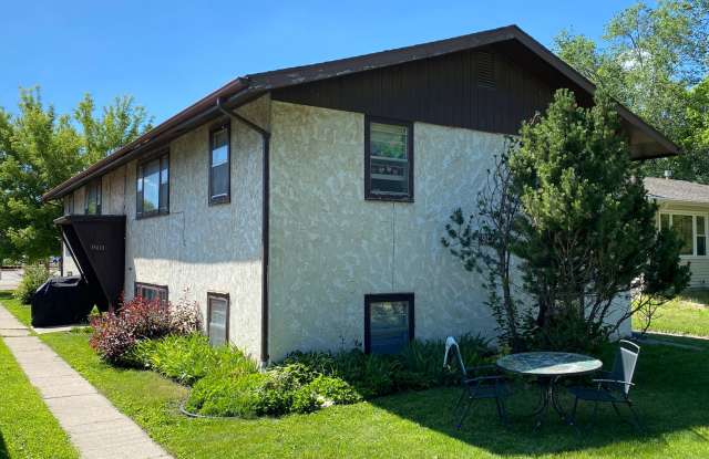 4 plex-910 S. 12th St. Gallery 2