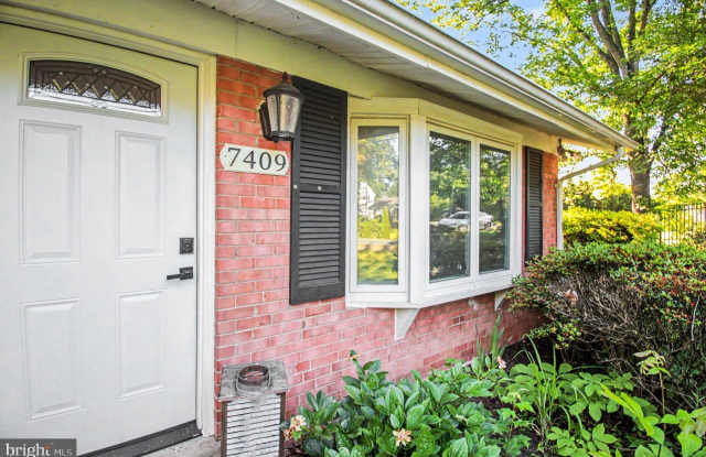 7409 LAKE Drive Gallery 2