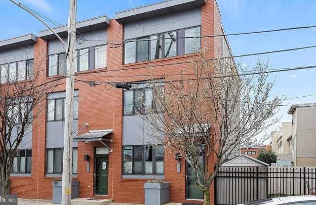 928 WALLACE Street photos photos