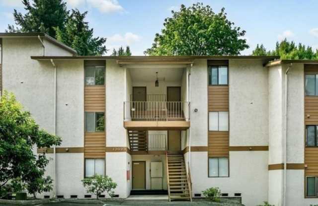 Kirkland Condo Now Available - 12023 100th Avenue Northeast, Kirkland, WA 98034