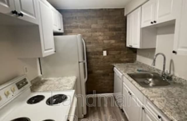 500 Milltown Rd - 13 (511) - 500 Milltown Road, Plum, PA 15068