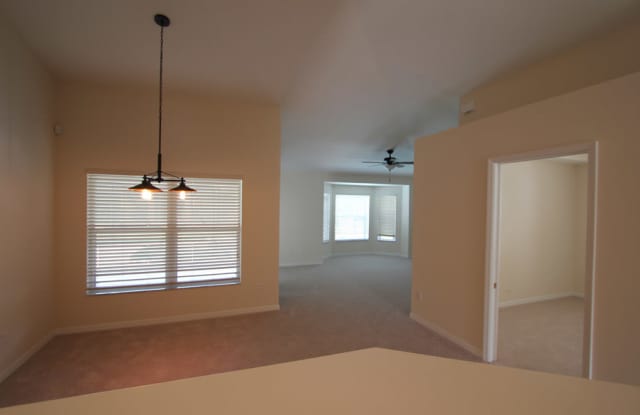 649 Henley Cir Gallery 3