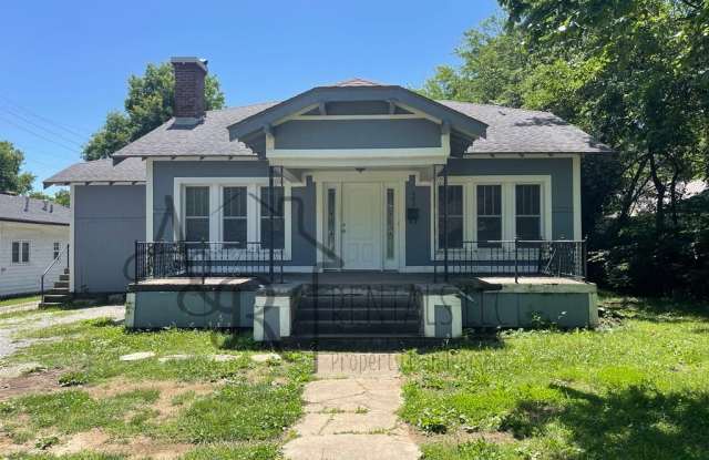 403 West Quincy Street - 403 West Quincy Street, Pittsburg, KS 66762