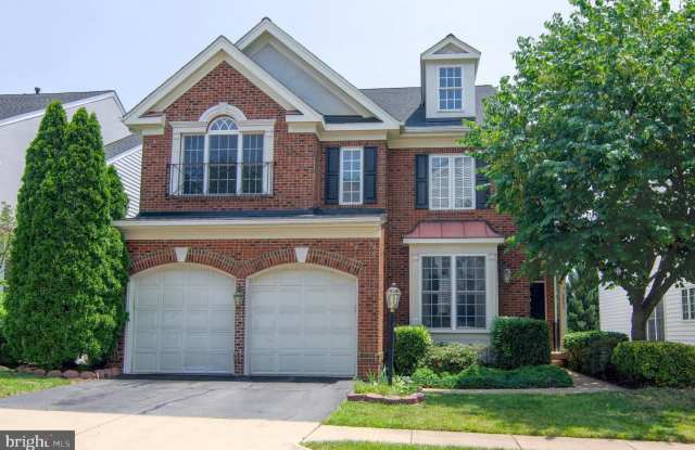 5861 GOVERNORS HILL DR photos photos