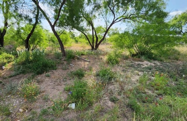 567 Riverside Drive photos photos