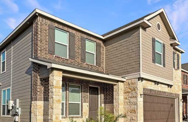 Contemporary Living in Seguin – Over 2,400 Sq Ft of Comfort photos photos