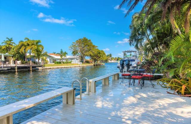 2213 Northeast 16th Street photos photos