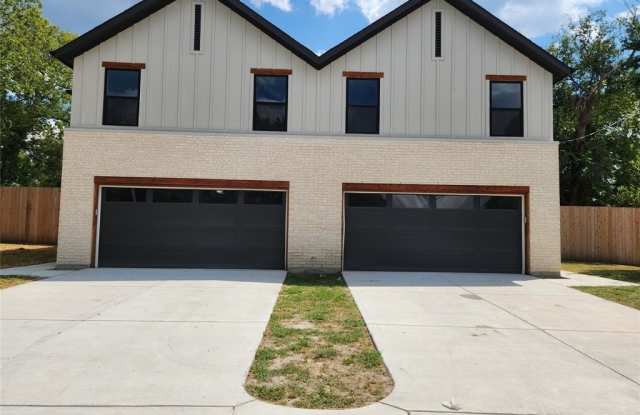 1713 Stonewall Street - 1713 Stonewall Street, Greenville, TX 75401