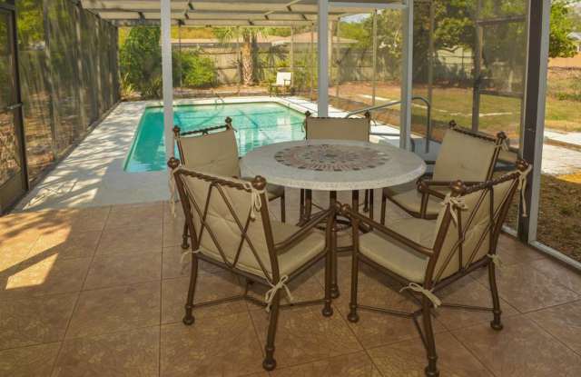 2645 Davis Boulevard photos photos