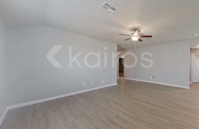 405 Saint James Place Gallery 4