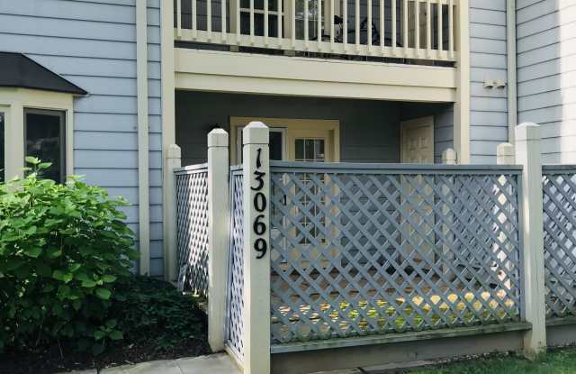 13069 Shadyside Ln photos photos