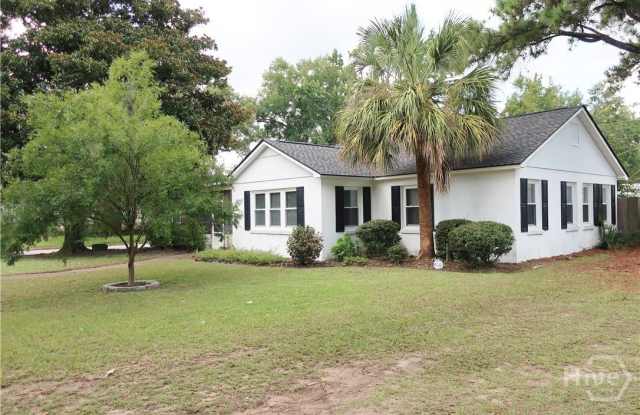 2102 E 37th Street photos photos