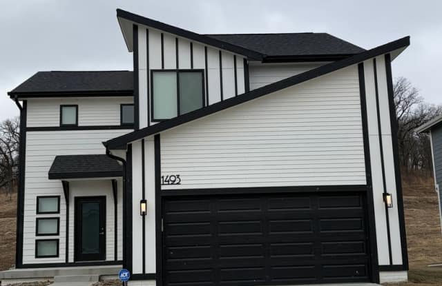 Luxury Homes in West Des Moines photos photos