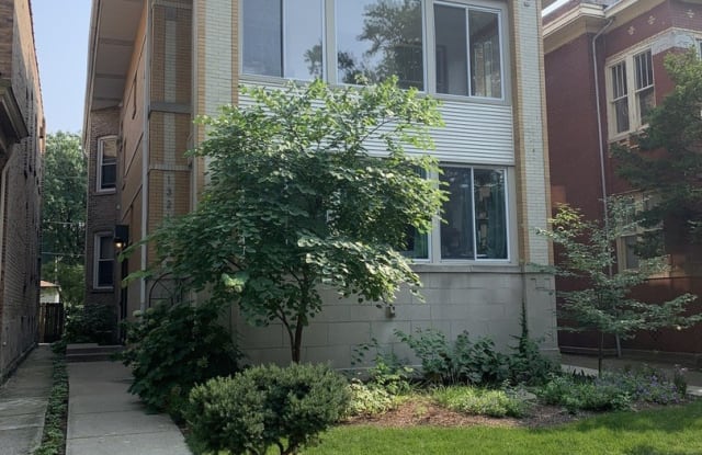 1321 W Thorndale Avenue - 1321 West Thorndale Avenue, Chicago, IL 60660