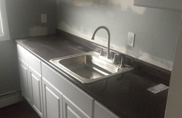 40-42 Fletcher St 3R - 40 Fletcher Street, Central Falls, RI 02863