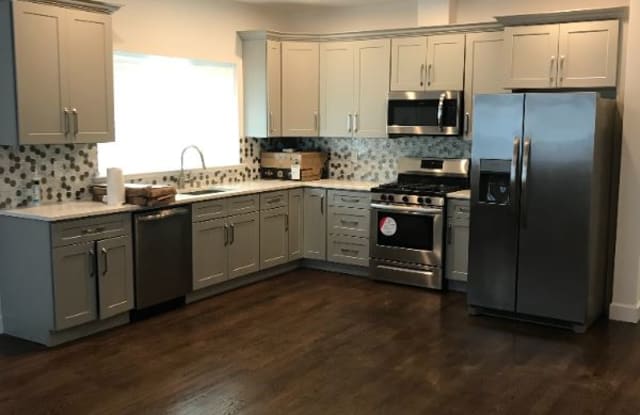 74 Harris Lane - 74 Harris Lane, Staten Island, NY 10309