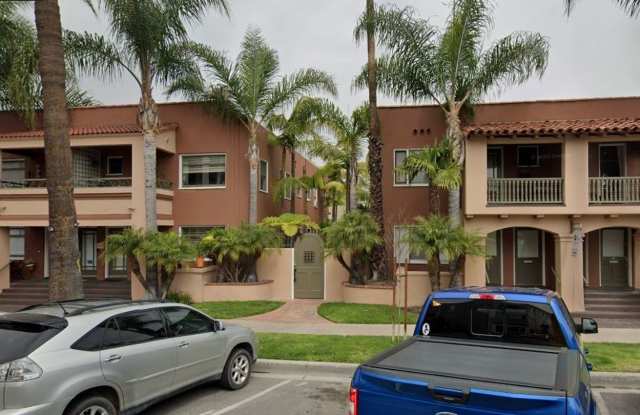 SPACIOUS UPSTAIRS TWO BEDROOM HOME IN LONG BEACH IN BIXBY PARK/ALAMITOS BEACH AREA Gallery 1