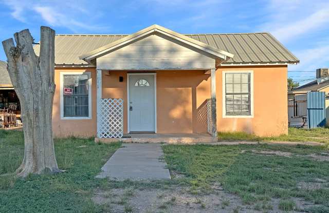 606 N 1st | Lovington photos photos
