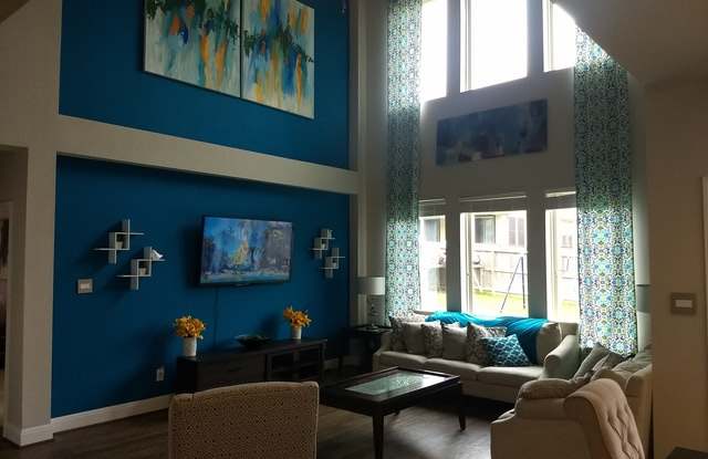 13820 Tribeca Gallery 3