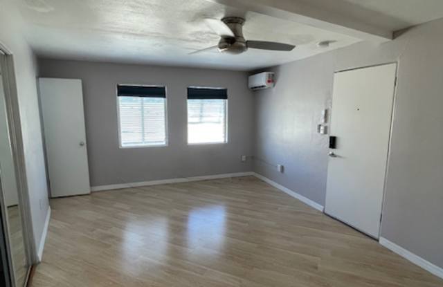1508 Dolphin St photos photos