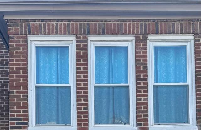 Beautiful 3 bed, 1.5 bath available for rent photos photos