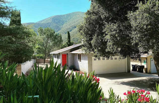 39220 San Francisquito Canyon Road photos photos