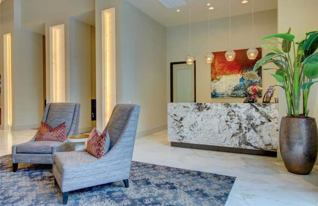 9789 Katy Freeway Freeway Gallery 3
