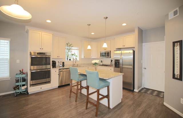 16067 Standing Eagle Ct Gallery 3