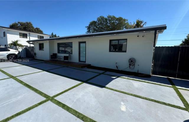 18525 Northwest 38th Avenue photos photos