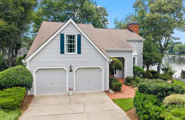 1695 Spinnaker Drive photos photos