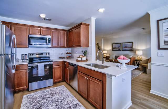 Avonlea At Towne Lake photos photos