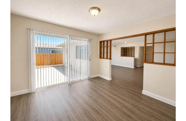 Spacious 4-Bed Home Near SDSU! Gallery 4
