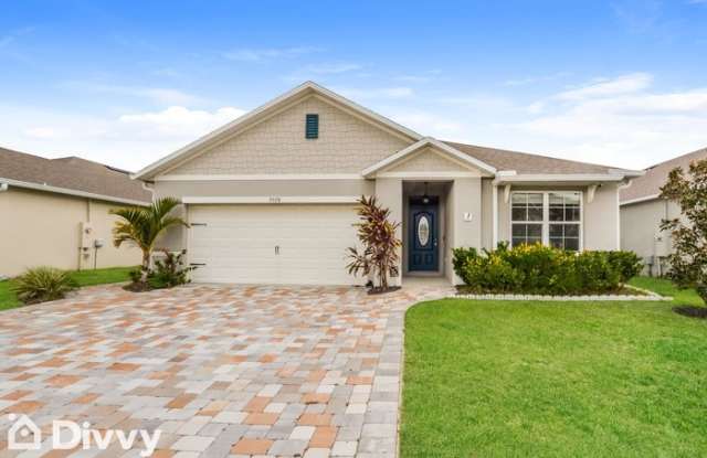 9578 Black Walnut Drive - 9578 Black Walnut Drive, Groveland, FL 34736