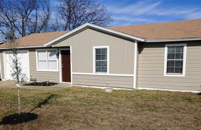 8512 Quebec Drive - 8512 Quebec Drive, White Settlement, TX 76108