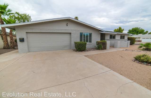 2521 S. Kachina Circle Gallery 2