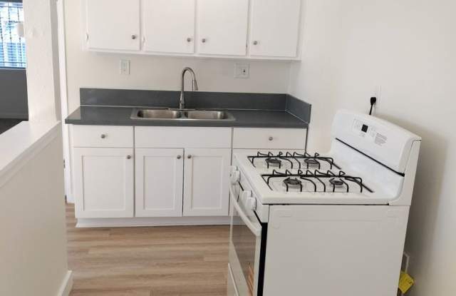 12511 Morningside Ave photos photos