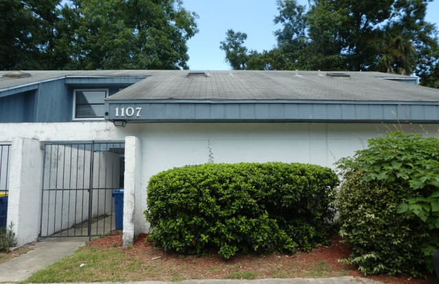 1107 MAYPORT LANDING CIR - 1107 Mayport Landing Circle, Jacksonville, FL 32233