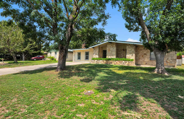 Charming 4-Bedroom Home in Northeast San Antonio! Gallery 3