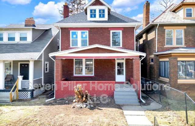1031 Linwood Ave photos photos