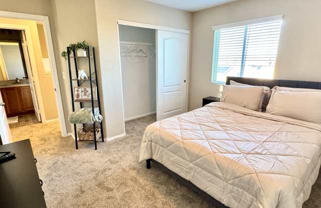 9049 Boston Springs Avenue photos photos