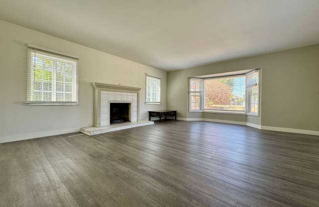 Three Bedroom, Two Bathroom Rosemead Front House Gallery 3