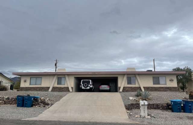 3 Bed 1.5 Bath Duplex photos photos