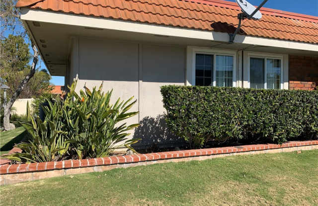 23401 Via San Martine - 23401 Via San Martine, Aliso Viejo, CA 92656