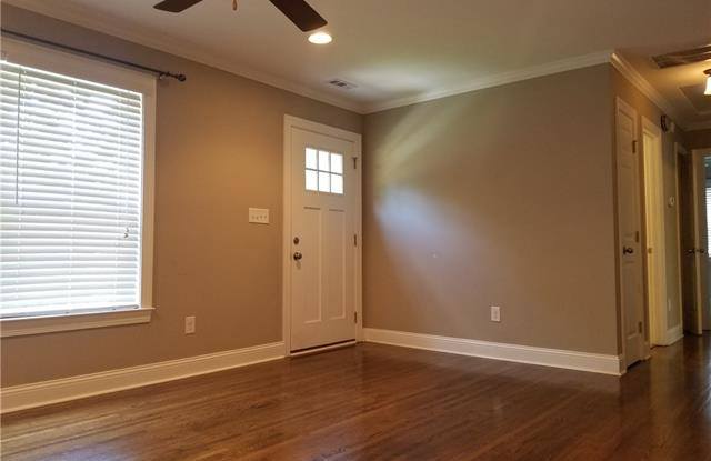 1034 Norland Road Gallery 4