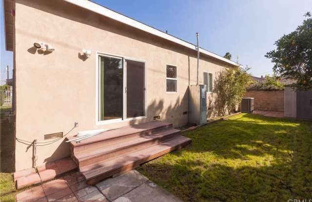8330 Dinsdale Street Gallery 2