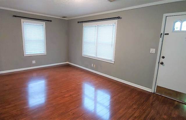 2341 Johnson Ferry Road North East Gallery 4