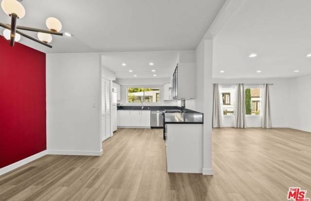 3663 Los Feliz Blvd unit: 4 photos photos