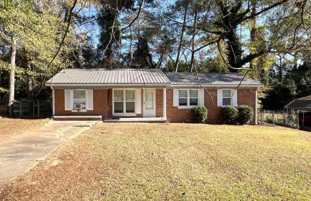 Cute Home in East Macon photos photos